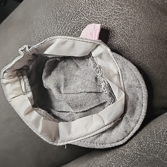 18in doll Gray Kids Cap with Pink Bow - Picture 3 of 3